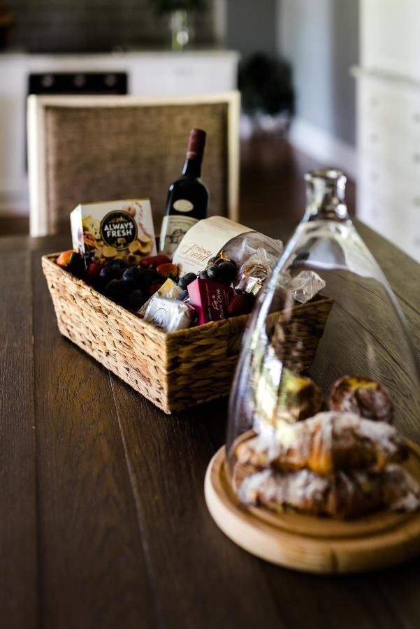 Walnut Tree Cottages Whorouly 외부 사진